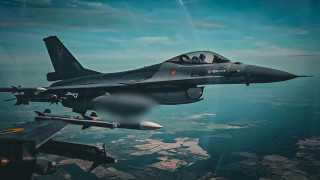 Украина осталась без большинства истребителей F-16, способных сбивать реактивные дроны