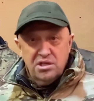 Повар Путина не хочет делиться ни с кем репутацией настоящего мужика, который один только и понимает, как надо воевать
