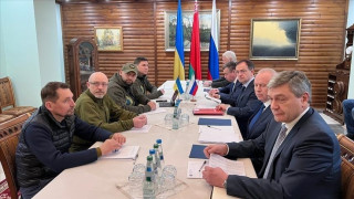 Тогда казалось, что мир близок, но здравый смысл помешал Украине снова, словно во времена Минских соглашений 2015 г., поддаться на уговоры РФ