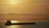 США отозвали лицензию на торговлю иранской нефтью после атак на танкеры 
