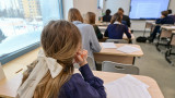Звонки в российских школах заменят на советские и патриотические песни