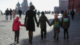 Расходы на поддержку многодетных семей урежут на 40% вопреки призывам Путина больше рожать