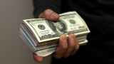 ЦБ нашел у россиян «под матрасами» почти $100 млрд наличной валюты