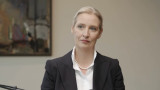 Лидер «АдГ» призвала учесть интересы безопасности России и надавить на Зеленского, чтобы закончить войну в Украине