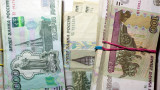 «Угрожает стабильности». Россияне вынесли из банков еще 500 миллиардов рублей наличными за две недели