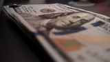 «Сдавайте валюту».  Власти потребовали от крупных компаний продать доллары, чтобы спасти рубль