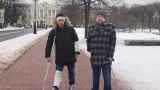 Петербуржцев на костылях задержали после акции против плохой уборки улиц