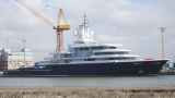 У санкционного олигарха из России не покупают яхту с пуленепробиваемыми стеклами даже с рекордной скидкой
