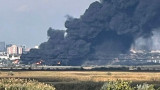 На горящем третьи сутки нефтеналивном терминале в Ростове-на-Дону уничтожено 7 из 12 резервуаров
