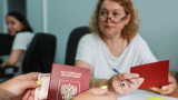 «Записаться трудно». Россияне столкнулись с трудностями при получении загранпаспортов на волне массового желания эмигрировать