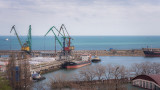 Украинские беспилотники ударили по морскому порту в Дагестане