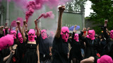 Россия внесла панк-группу Pussy Riot в список «террористов и экстремистов»