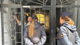 Жителей Невского проспекта в Петербурге заперли во дворах из-за «Бессмертного полка» 