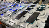 Россияне резко сократили покупки смартфонов на фоне падения уровня жизни 