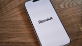 Банк Revolut передал данные клиентов мошенникам после получения поддельного запроса от госорганов