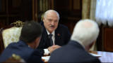 Лукашенко попросил посла России не втягивать Беларусь в войну 