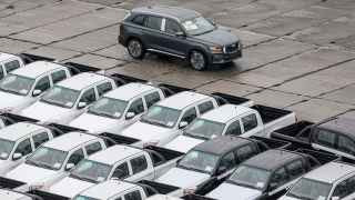 Китайские машины разъезжаются из Владивостока по всей России