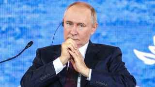 Владимир Путин не готов всерьез сокращать траты на войну