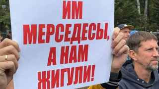 Россияне хотят если не Mercedes, то машину с мощным двигателем