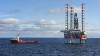 У нефтегазовых компаний уплывают доходы