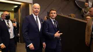 Джо Байден, возможно, приблизился к позиции Эммануэля Макрона в вопросе урегулирования украинского конлфикта