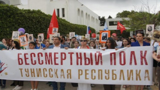 Российское государство пытается и покинувших Россию граждан заставить ходить в свой «детский сад»