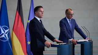 Генсек НАТО Марк Рютте и канцлер Германии Фридрих Мерц