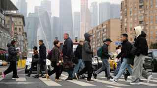 Доходы россиян растут, а уверенность в будущем падает