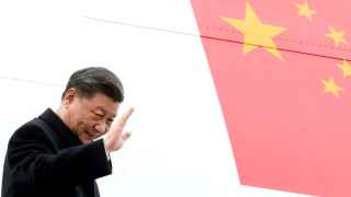 Владимир Путин предложил вшестеро увеличить прокачку в КНР трубопроводного газа к 2030 году. Однако китайская делегация так и не подписала новый контракт на покупку российского газа и строительство трубы «Сила Сибири-2».