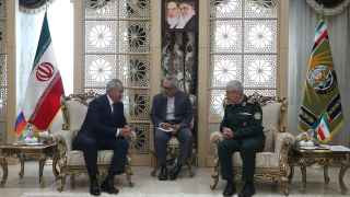 Начальник Генштаба Вооруженных сил Ирана Мохаммад Багери и секретарь Совбеза РФ Сергей Шойгу