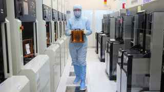 Производство интегральных схем на заводе «Микрон» в Зеленограде