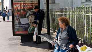 Остановка общественного транспорта в Санкт-Петербурге