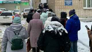 Поликлиники Тулы увеличивают число ведущих приём терапевтов, однако судя по снимкам из соцсетей, эта мера не помогает