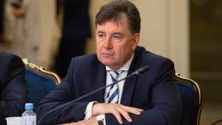 Виктор Момотов