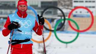 Александр Большунов. Лыжные гонки

Александр Большунов, 25-летний уроженец посёлка Подывотье в Брянской области, — двукратный победитель многодневной лыжной гонки Тур Де Ски. Он не смог завоевать золото на Играх 2018 года в Пхенчхане, но увёз домой три серебра и одну бронзу. 