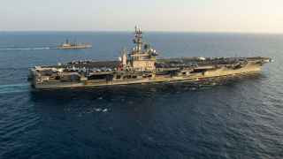 Авианосец «Эйзенхауэр» отправился к берегам Йемена для защиты коммерческого судоходства