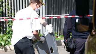 Осмотр обломков беспилотника на Ленинском проспекте в Москве