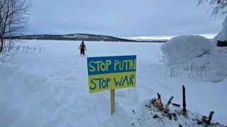 Граница России и Норвегии у реки Паз