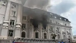 Реактивный «Шахед» ударил по зданию Службы безопасности Украины в центре Киева – точно окна того помещения, где находились важные люди