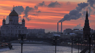 Экономика охлаждалась, а теперь замерзает