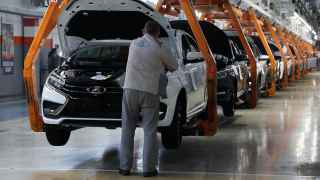 «АвтоВАЗ» надеется в этом году продать больше Lada