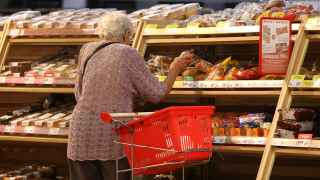 74% россиян считают свое положение трудным или даже критическим