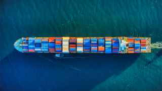 Компании, возившие в Россию до четверти контейнеров, не принимают заказы