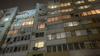 Жилой дома в Белгороде, получивший повреждения в результате, предположительно, падения обломка сбитой ракеты, 13 февраля 2026