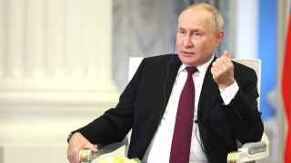 Во время интервью Медиакорпорации Китая