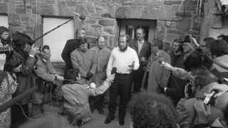 Александр Солженицын после изгнания – из СССР. Справа от него – Генрих Бёлль