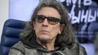 Больше всего на патриотических концертах заработал музыкант Сергей Галанин и его группа «СерьГа» — 10,5 млн рублей. Они выступили в семи регионах России. В начале марафона Галанин заявлял, что «государство должно помогать патриотически настроенным деятелям культуры». 
