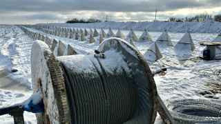 Тогда же о строительстве «линии Вагнера» заявил Евгений Пригожин. Он добавил, что, согласно планам ЧВК «Вагнер», длина линии обороны в Луганской области составит около 193 километров. 