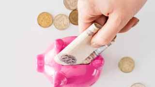 Государство сперва создает условия, что денег девать некуда, а потом пользуется этими деньгами