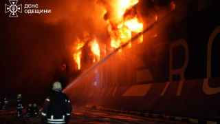 Последствия российского ракетного удара по порту Черноморска, 12 декабря 2025